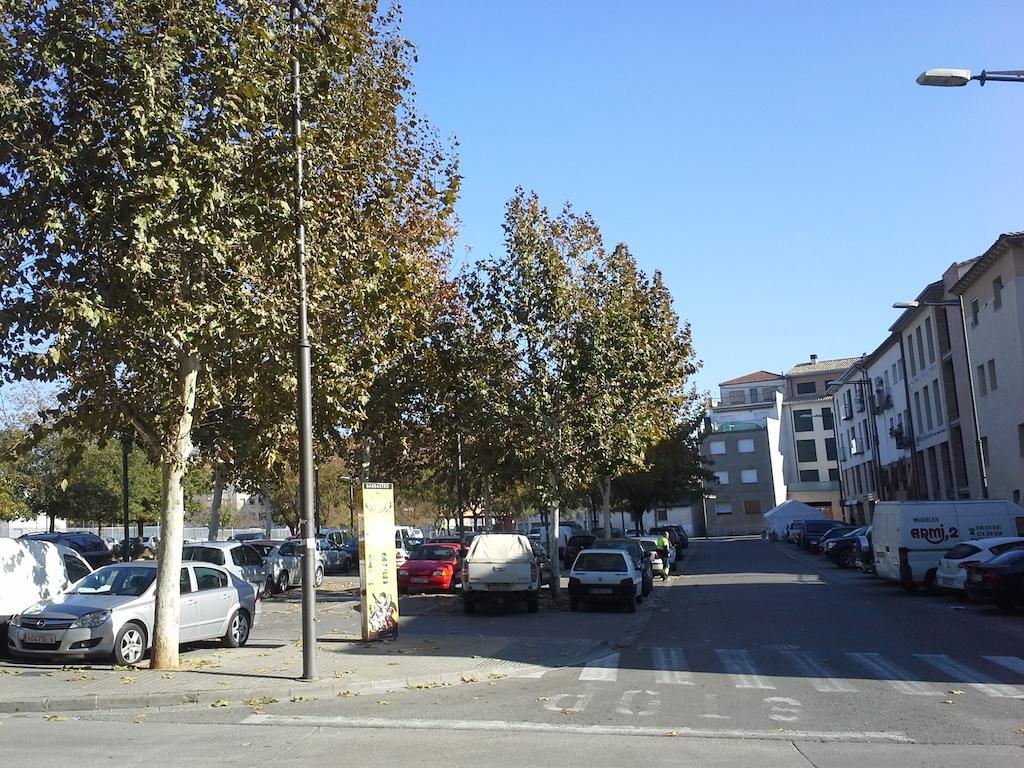 Hostal Cafeteteria Goya Barbastro Zewnętrze zdjęcie